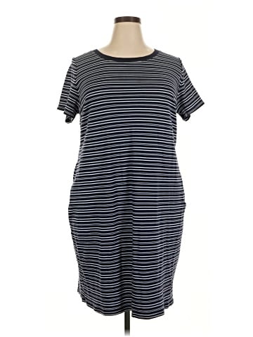 Ava & Viv Casual Dress (view 1)