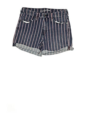 Universal Thread Shorts (view 1)