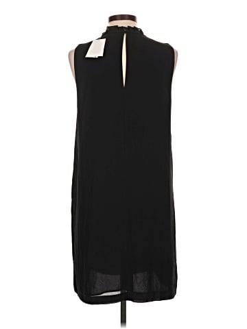 H&M Casual Dress (view 2)