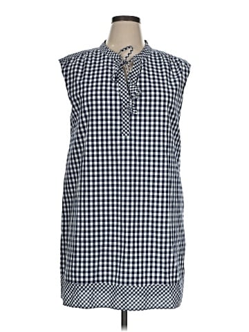 Vineyard Vines Casual Dress (view 1)