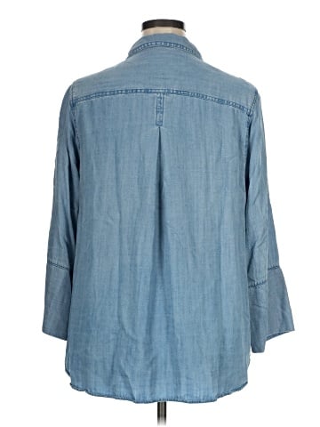 Velvet Heart 3/4 Sleeve Button-Down Shirt (view 2)