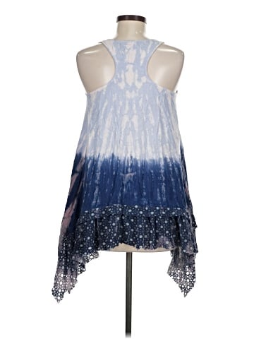 Everleigh Casual Dress (view 2)