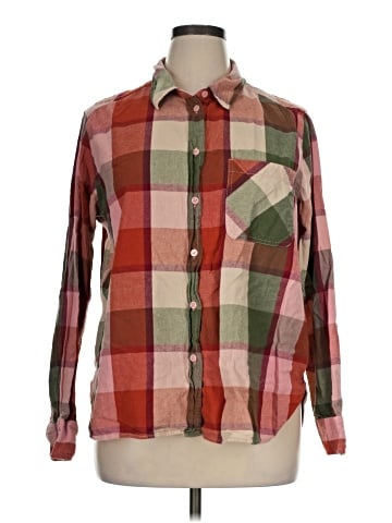 Time and Tru Long Sleeve Button-Down Shirt (view 1)