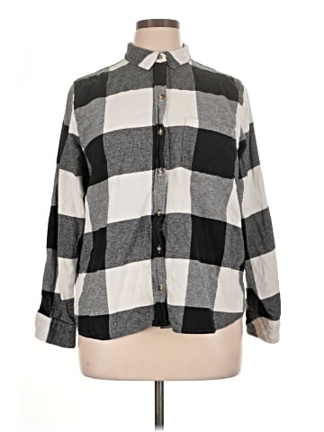 Sonoma Goods for Life Long Sleeve Button-Down Shirt (view 1)