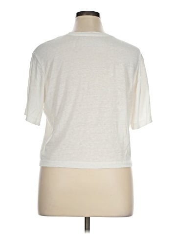 Universal Thread Short Sleeve T-Shirt (view 2)