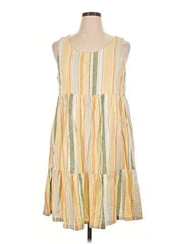 Croft & Barrow Casual Dress (view 1)
