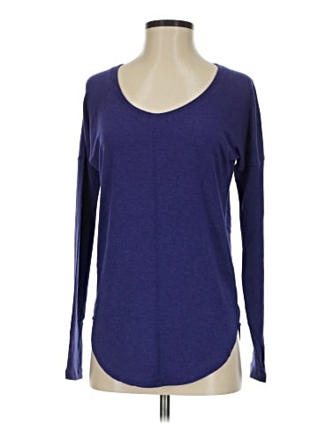 Athleta Long Sleeve T-Shirt (view 1)