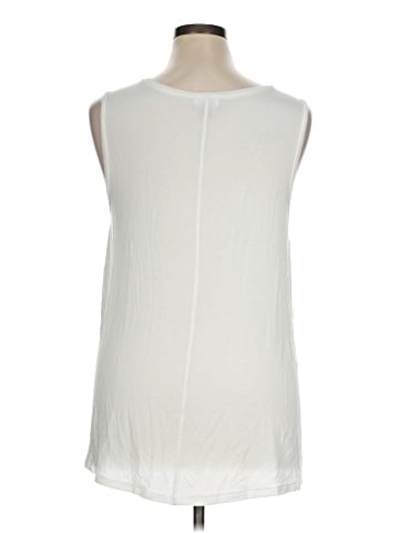 Old Navy Sleeveless T-Shirt (view 2)