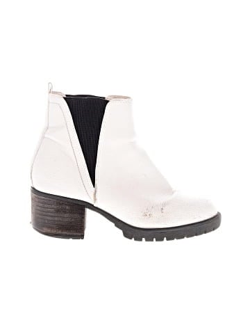 Unbranded Ankle Boots (view 1)