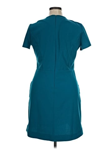 Donna Morgan Casual Dress (view 2)