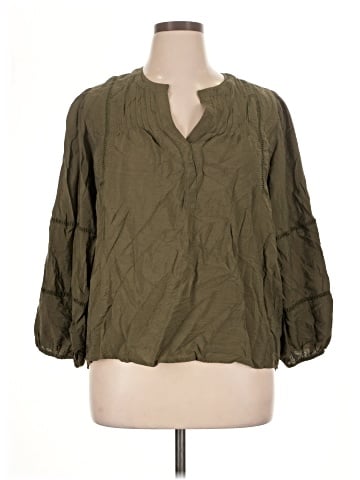 The Pioneer Woman 3/4 Sleeve Blouse (view 1)