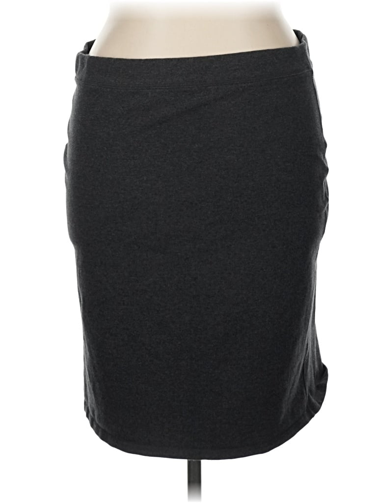Pre-owned Old Navy Casual Skirt In Black