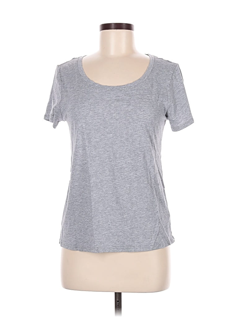 Pre-owned Quince Active T-shirt In Gray