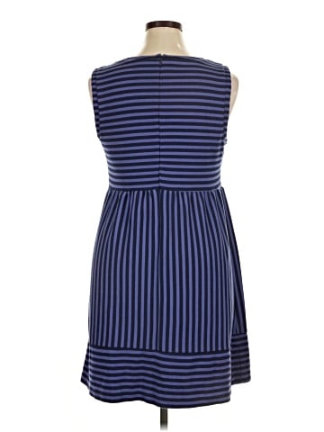 Daisy Fuentes Casual Dress (view 2)