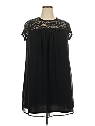 AUW Cocktail Dress (view 1)