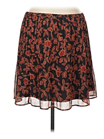 Banana Republic Factory Store Casual Skirt (view 1)
