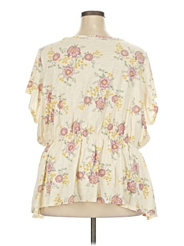 Festi Short Sleeve Blouse (view 2)
