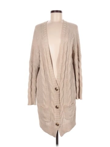 Agnes & Dora Cardigan (view 1)