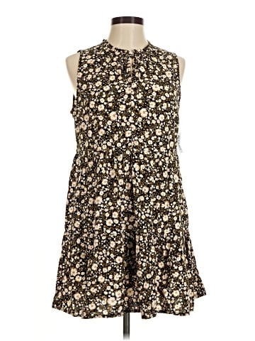 Old Navy Casual Dress (view 1)