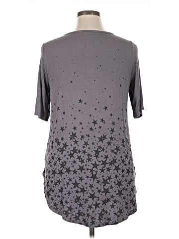 Torrid 3/4 Sleeve T-Shirt (view 2)