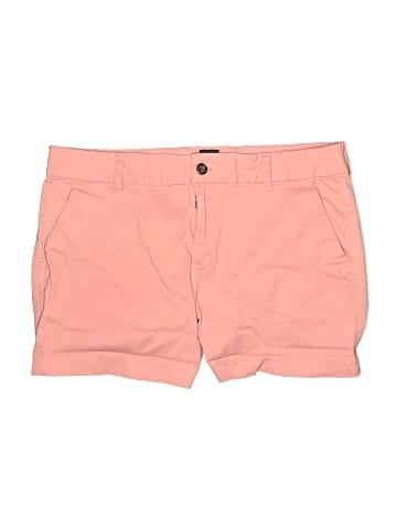 Gap Shorts (view 1)
