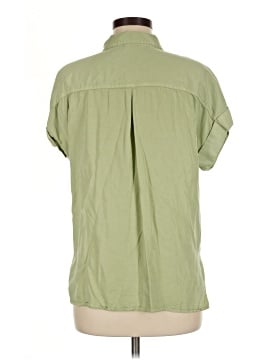 Velvet Heart Short Sleeve Button-Down Shirt (view 2)