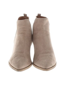 Universal Thread Ankle Boots (view 2)