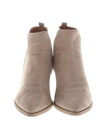 Universal Thread Ankle Boots (view 2)