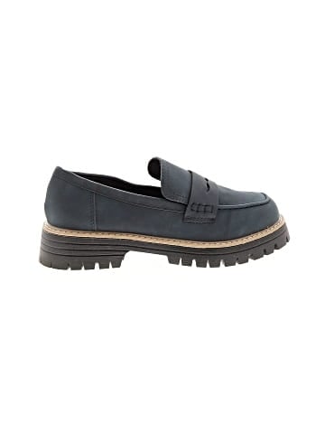 Unbranded Flats (view 1)