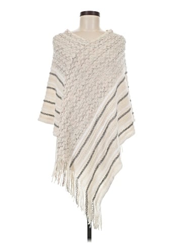 Coco + Carmen Poncho (view 1)