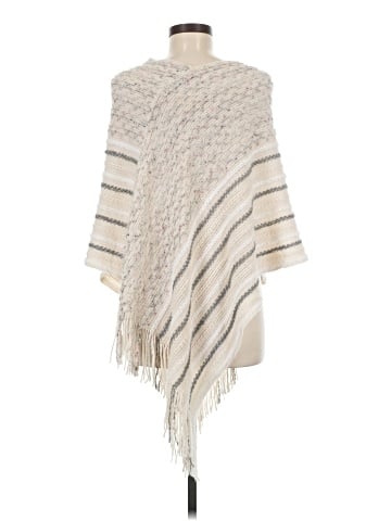 Coco + Carmen Poncho (view 2)