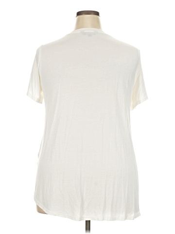Amaryllis Short Sleeve T-Shirt (view 2)
