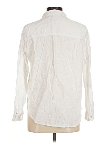 Universal Thread Long Sleeve Button-Down Shirt (view 2)