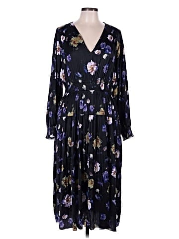 Scoop Casual Dress (view 1)