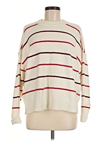 American Eagle Outfitters Pullover Sweater (view 1)