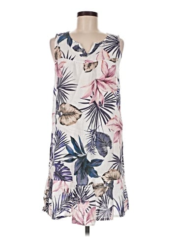 Lungo L'arno Casual Dress (view 1)