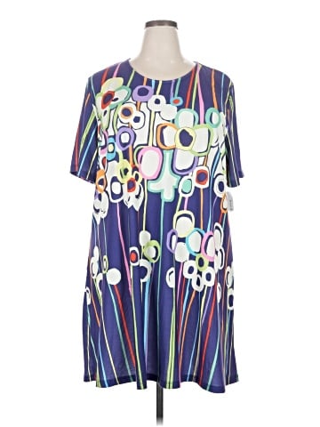 Jess & Jane Casual Dress (view 1)