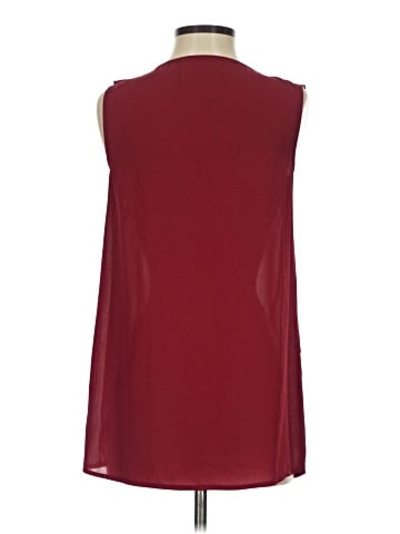 Signature collection Sleeveless Blouse (view 2)