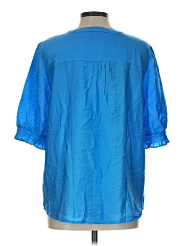 Croft & Barrow 3/4 Sleeve Button-Down Shirt (view 2)