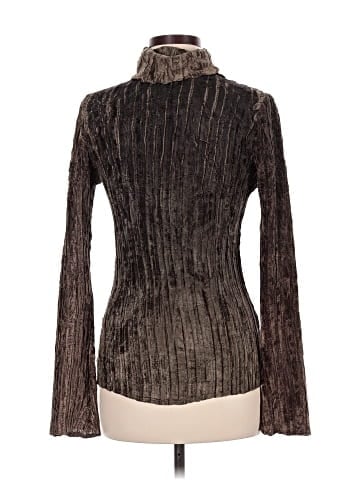 Komarov Long Sleeve Top (view 2)