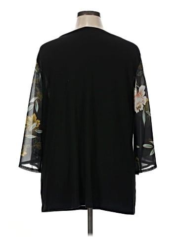 Amaryllis 3/4 Sleeve Blouse (view 2)