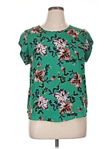 Lily White Short Sleeve Blouse (view 1)