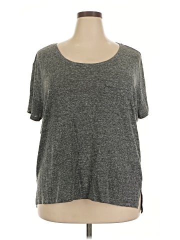Old Navy Short Sleeve T-Shirt (view 1)
