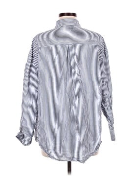 Old Navy Long Sleeve Button-Down Shirt (view 2)