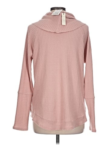 Cupio Pullover Sweater (view 2)