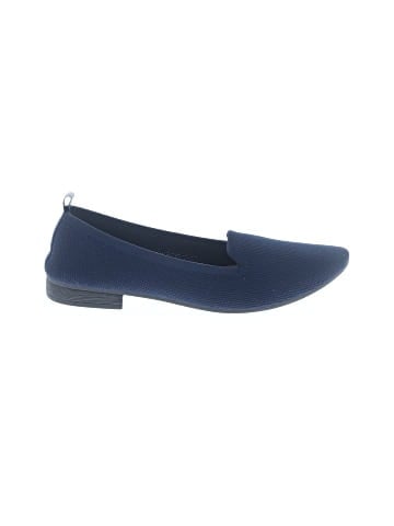 Unbranded Flats (view 1)