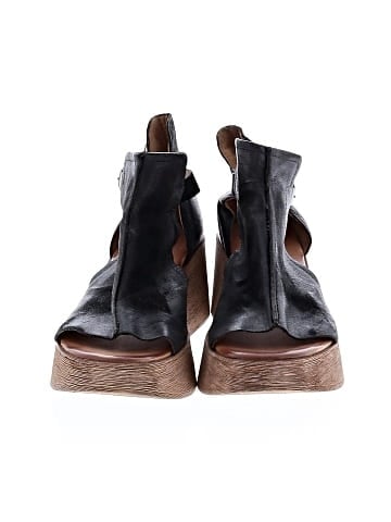 Miz Mooz Wedges (view 2)