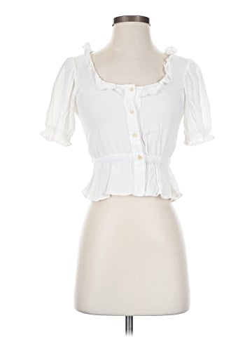 Sunday Best Short Sleeve Blouse (view 1)
