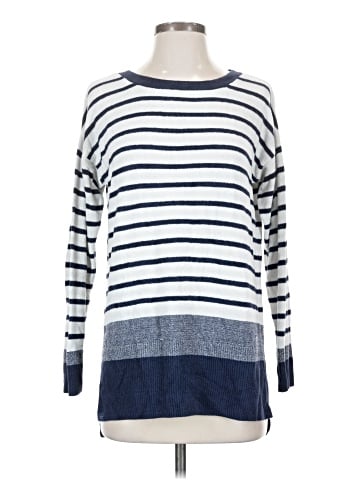 Barefoot Dreams Pullover Sweater (view 1)