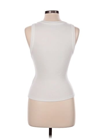 Abercrombie & Fitch Sleeveless T-Shirt (view 2)